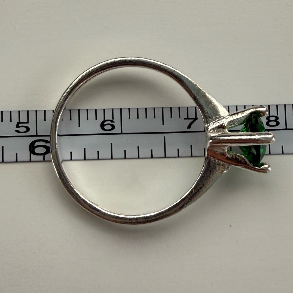 925 Solitaire Ring - Picture 5 of 9